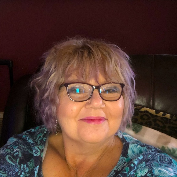 Meet your Posher, Julie - Picture 10 of 10